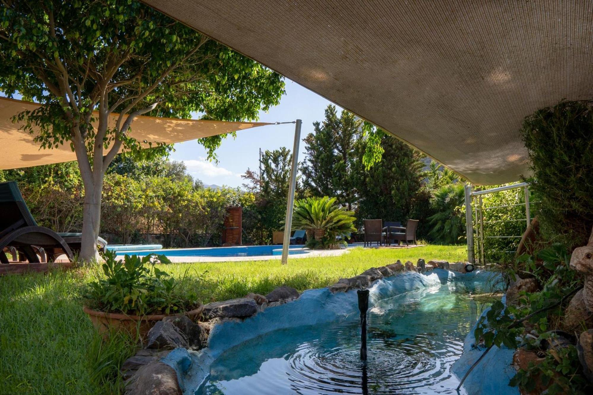 Iris Stone Built Villa Mílatos Exterior foto